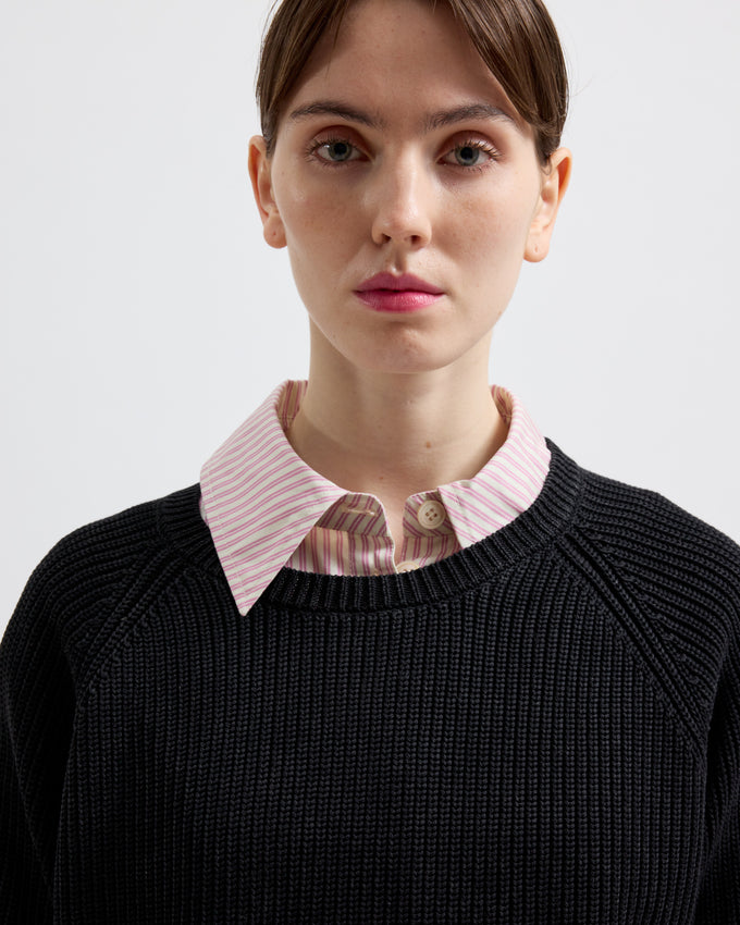 Innes – Black