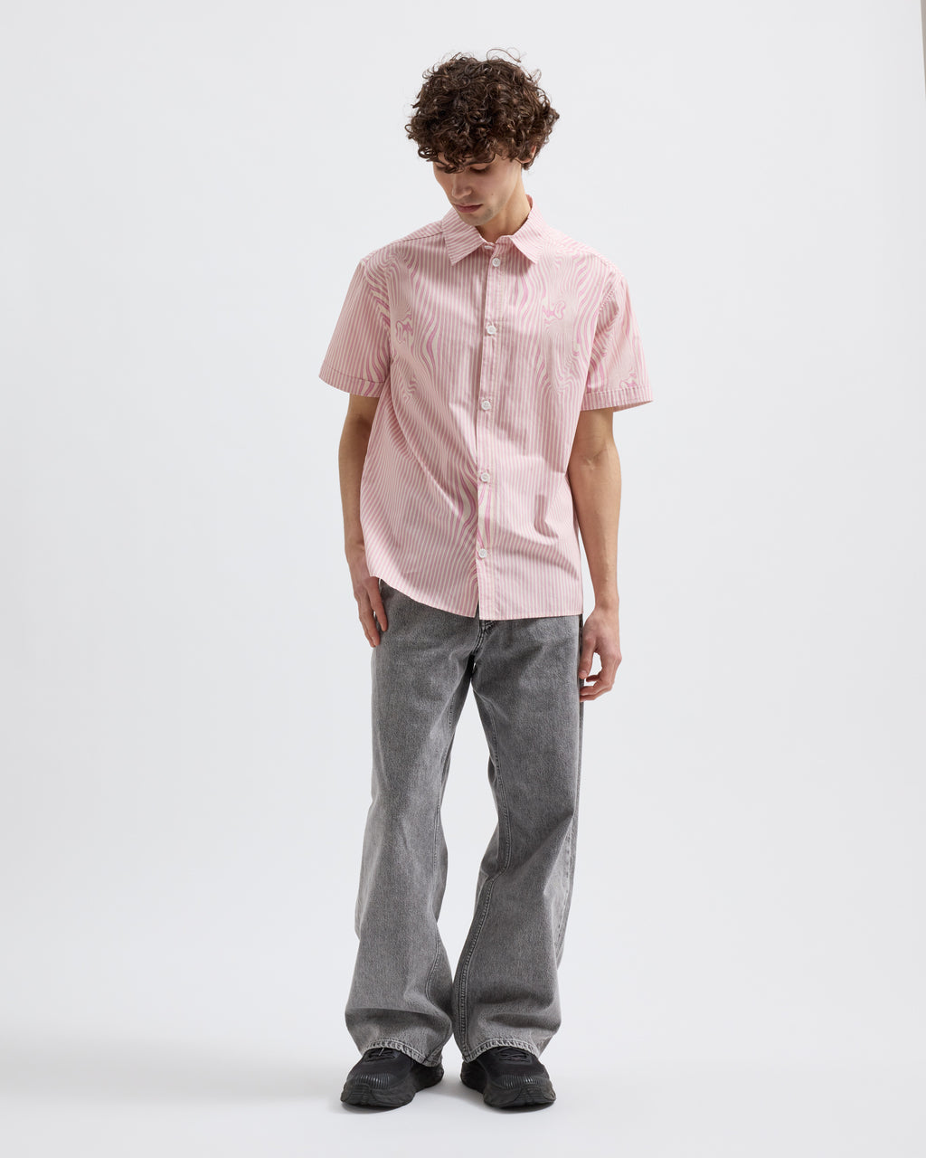 Callum – Pink Glitch Stripe