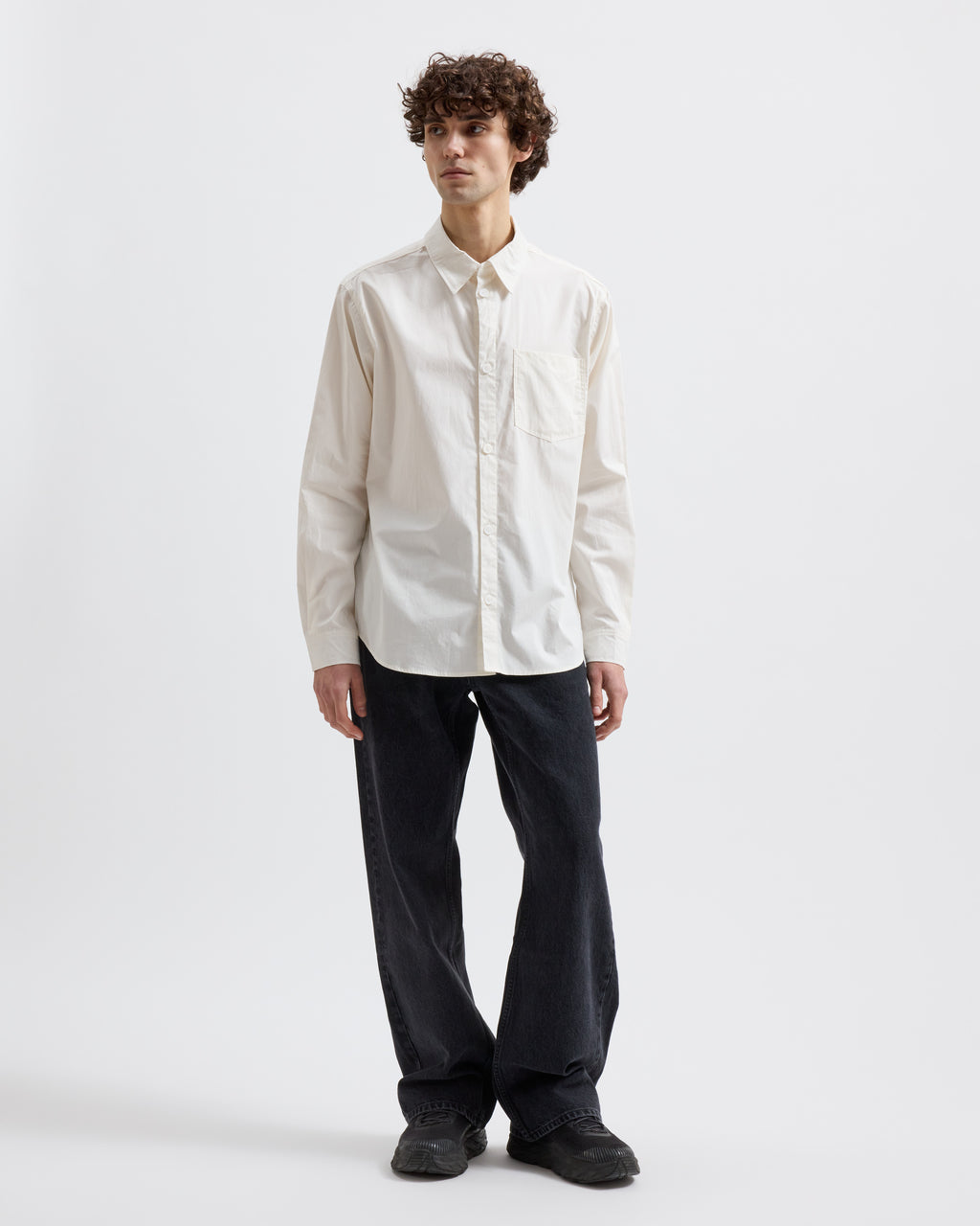 Lawrence – Off White