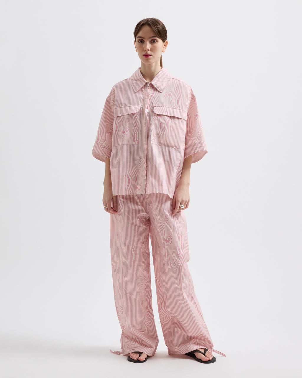 Lyra Pink Glitch Stripe